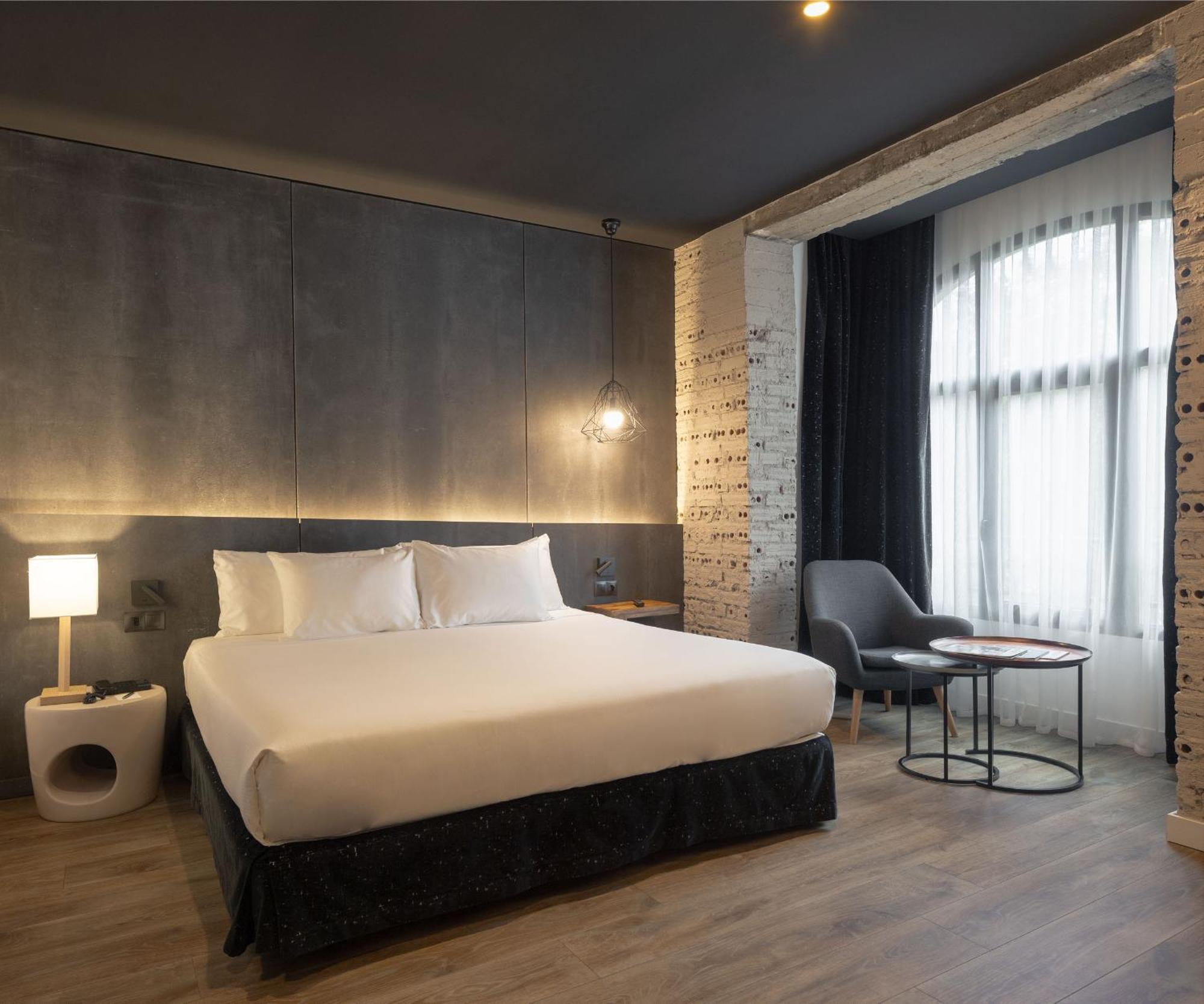 Hotel Tayko Билбао Екстериор снимка