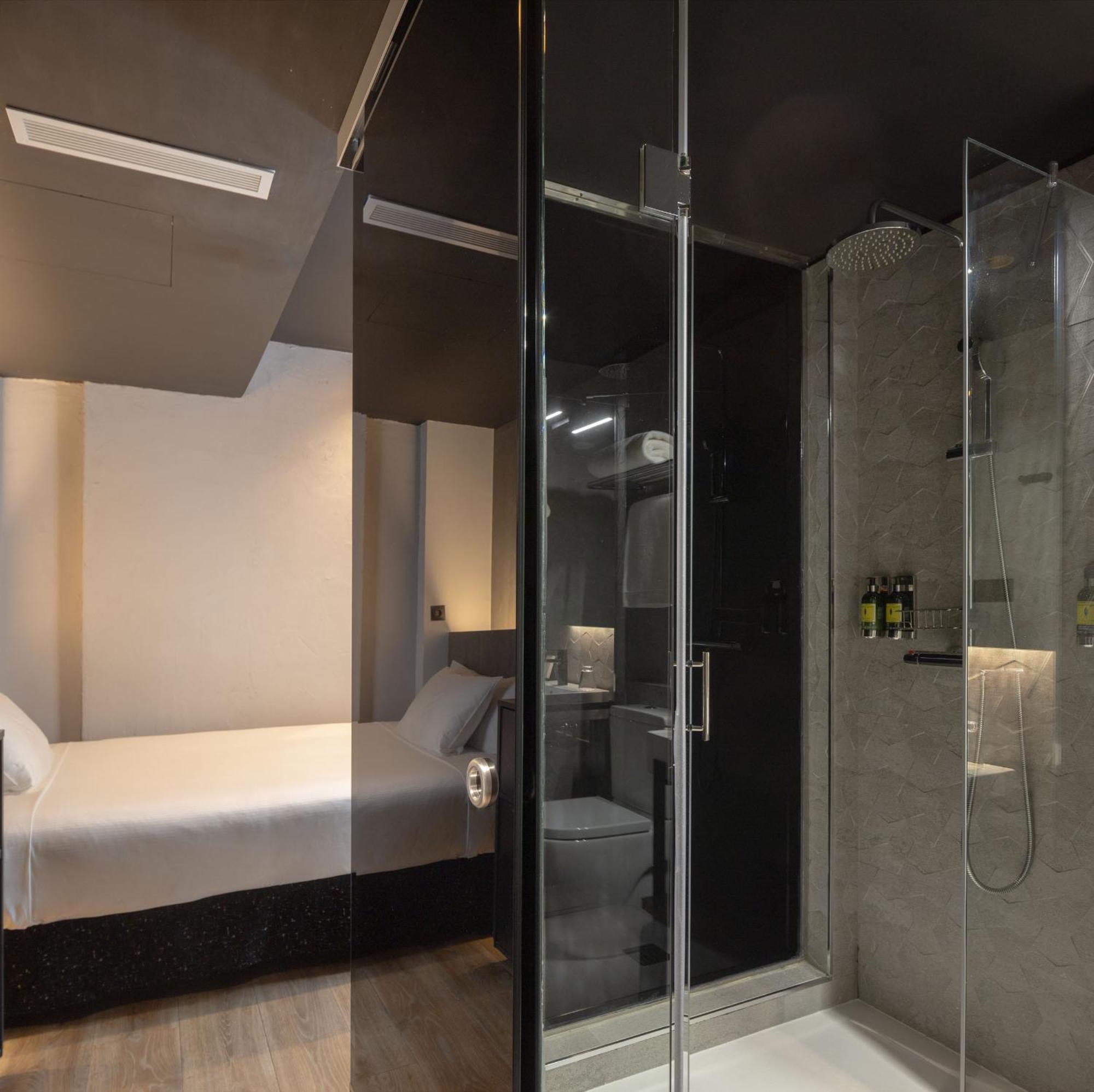 Hotel Tayko Билбао Екстериор снимка