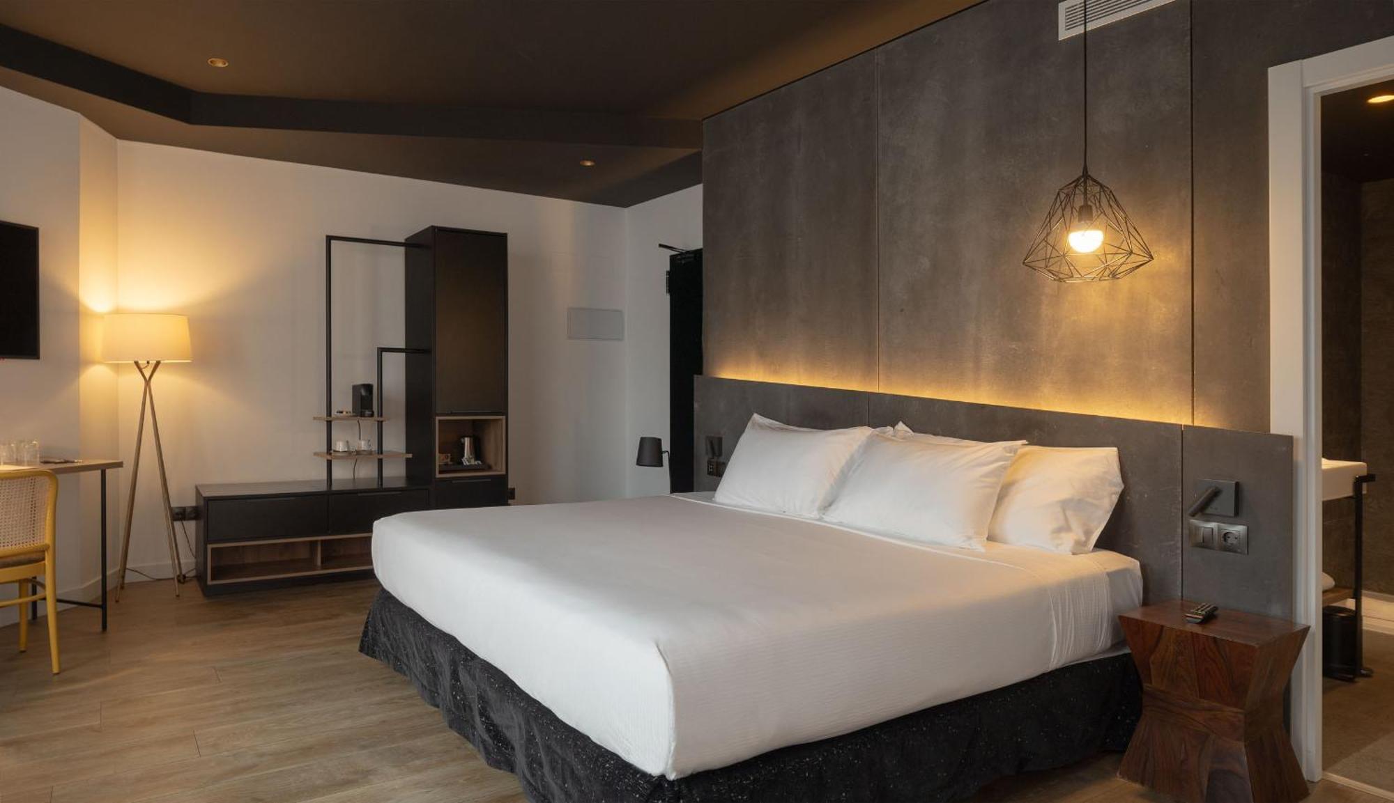 Hotel Tayko Билбао Екстериор снимка