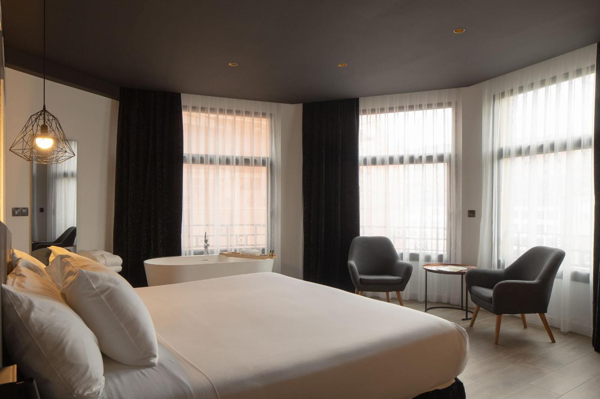Hotel Tayko Билбао Екстериор снимка