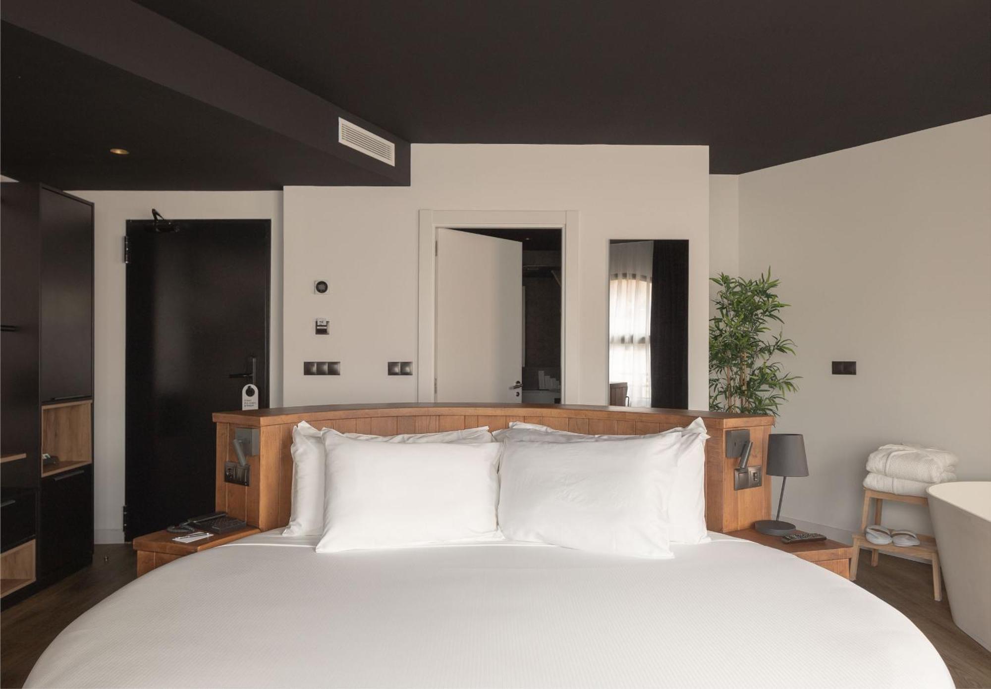Hotel Tayko Билбао Екстериор снимка
